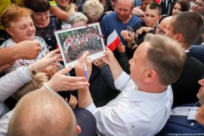 [VIDEO] Prezydent: Zagłosowało na mnie ponad 10 milionów rodaków. Bardzo za to dziękuję.