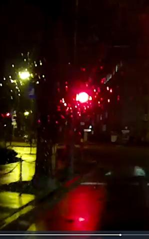 [VIDEO] Nieodpowiedzialnego kierowcę audi zatrzymał policjant jadący do służby