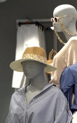 [VIDEO] Pomimo debiutu w samym środku pandemii Primark w Polsce notuje dobre wyniki sprzedaży. Irlandzka sieć pracuje nad otwarciami sklepów w Katowicach i Krakowie. Planuje także otwarcia w Czechach oraz na Słowacji