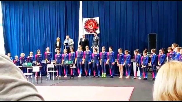 [VIDEO] Widowiskowe zawody w akrobatyce na szarfach Pułtusku! Dziś Uroczysta Gala o godz. 17 w Łomiankach!