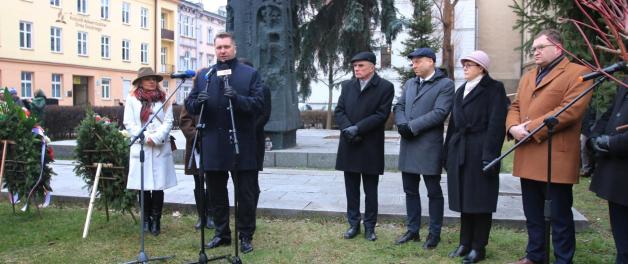 Minister Przemysław Czarnek: nigdy więcej nienawiści między ludźmi, nigdy więcej zbrodniczych reżimów totalitarnych